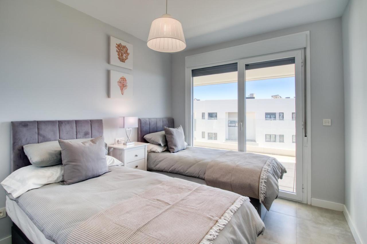 קסרס Newly Constructed 2 Bed Apartment With Sea Views מראה חיצוני תמונה